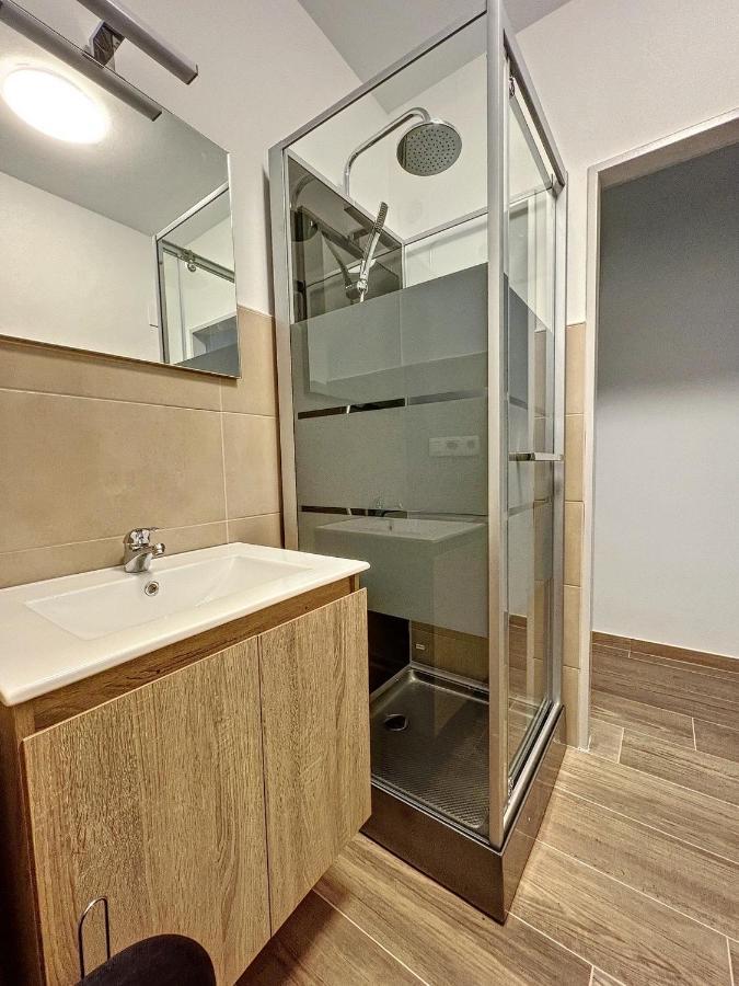 Apartamento Tirou 5 Centre - Gare - Aeroport Charleroi Exterior foto
